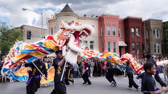 Colorful dragon flies with help of Kung Fu students